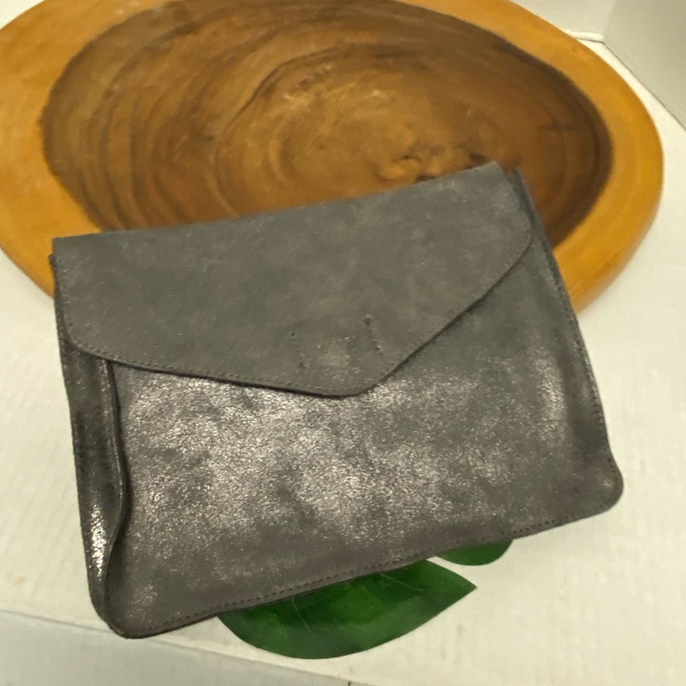 gAP Glitter Grey Leather  Envelope Clutch